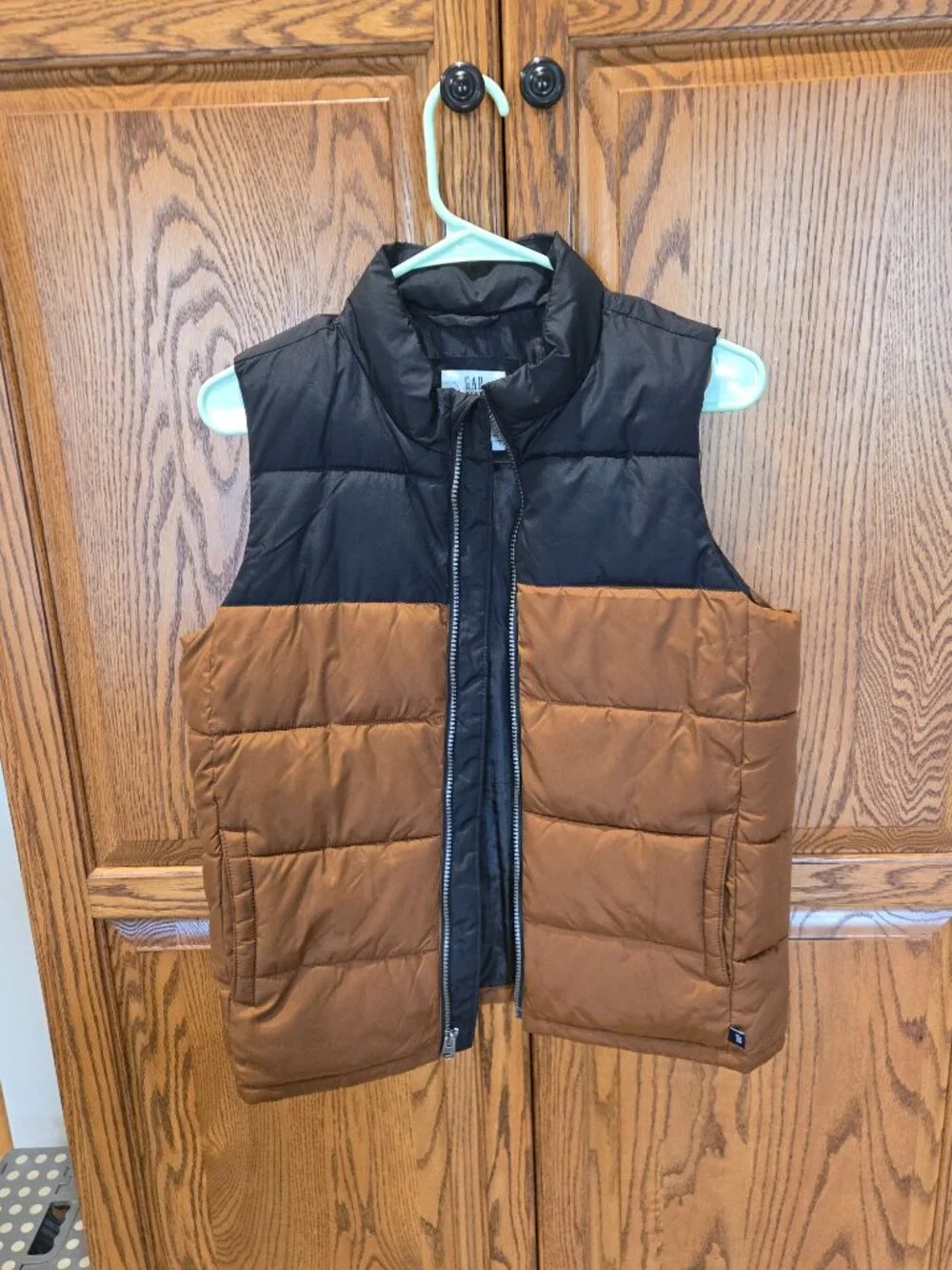 GAP Kids Unisex Quilted Puffer Vest Gilet Colorblock Black Brown Size XL